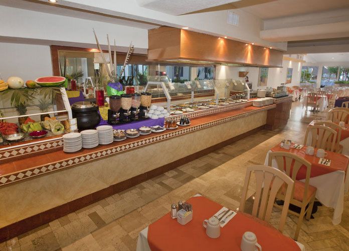 Aquamarina Beach Cancun 9 Aquamarina Beach Cancun Buffet