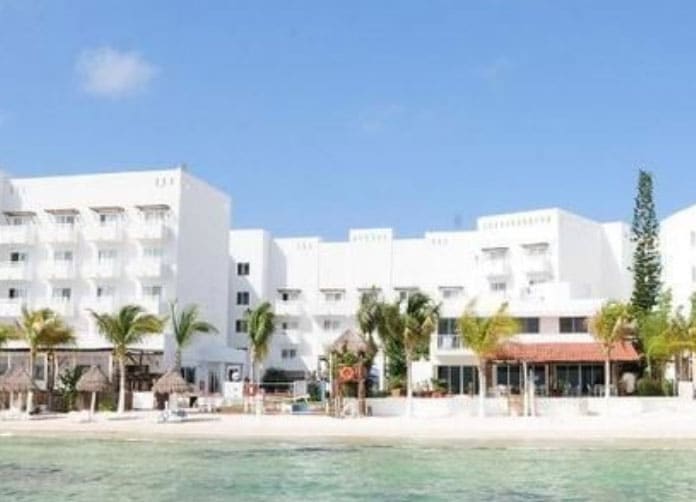 Holiday Inn Cancun Arenas 8 Holiday Inn Cancun Arenas Beach