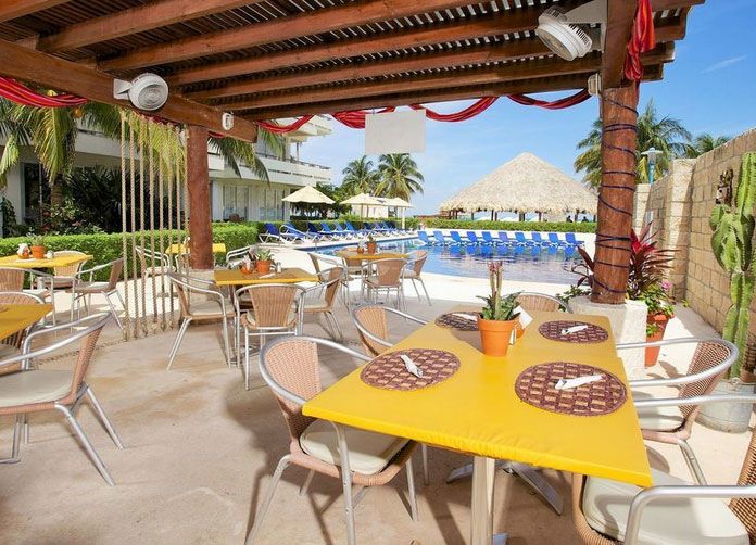 Ixchel Beach Isla Mujeres 6 Ixchel Beach Restaurant