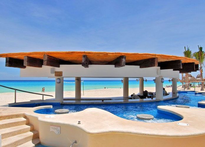 Omni Cancun Resort & Villas 8 Omni Cancun Pool Bar