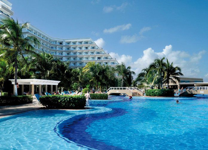 Riu Caribe Cancun 5 Riu Caribe Cancun Pool