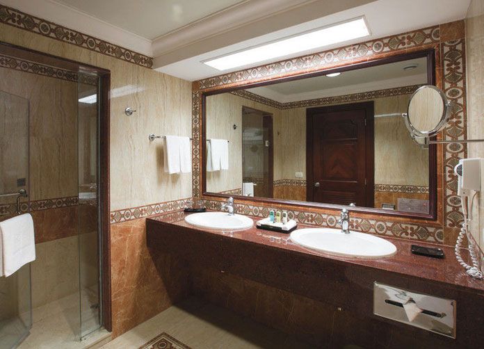 Riu Palace Las Americas Cancun 10 Riu Palace Las Americas Bathroom