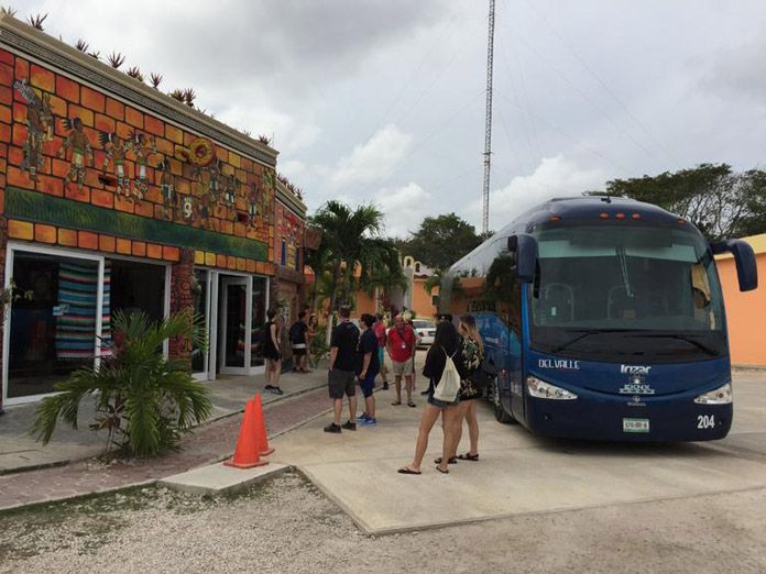 Chichen Itza Tours 7 Chichen Itza Tour Bus