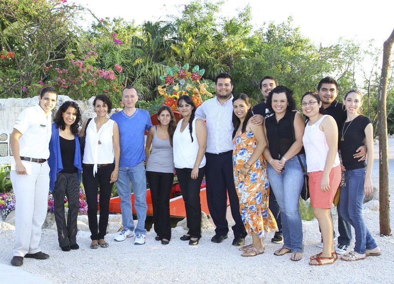 Cancun Airport Transfers with USA Transfers 4 USA Transfers Resrvations Staff