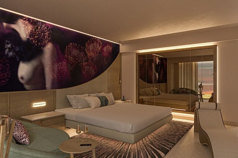 The Eden BELOVED GARDEN-VIEW JACUZZI SUITE