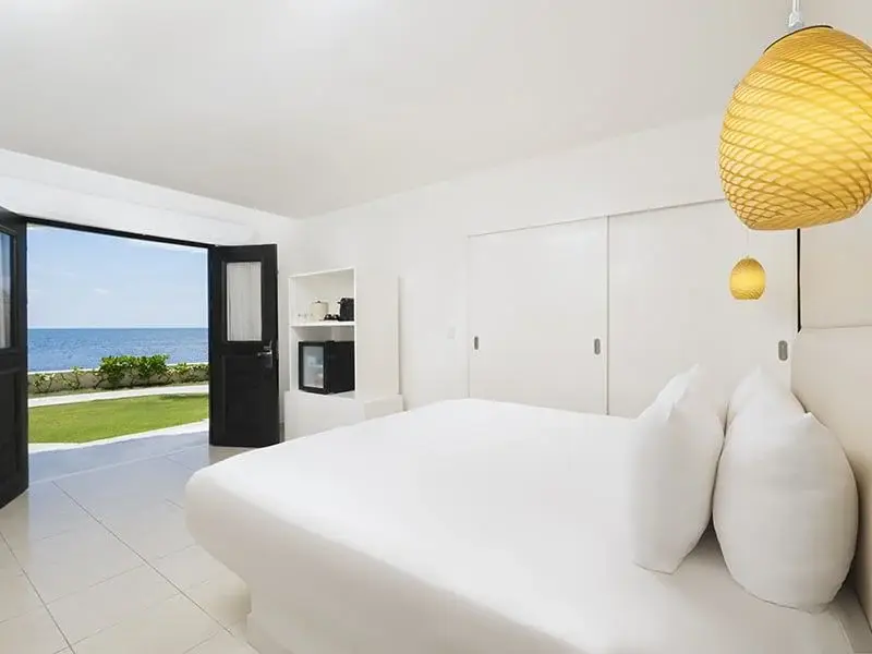 Desire Riviera Maya Deluxe Ocean View Room Interior