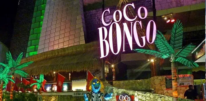 Coco Bongo Cancun nightclub