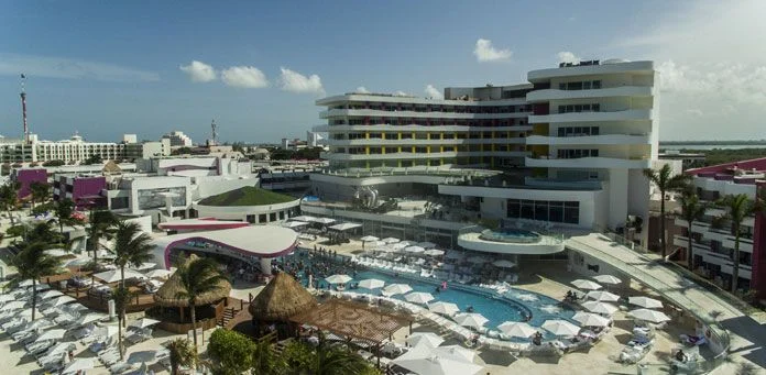 Temptation Resort buildings and pool in Cancun